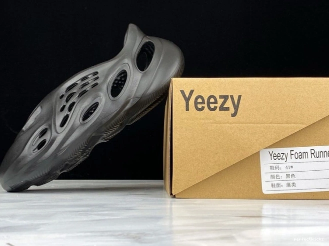 Yeezy Foam Slide Runner 0820